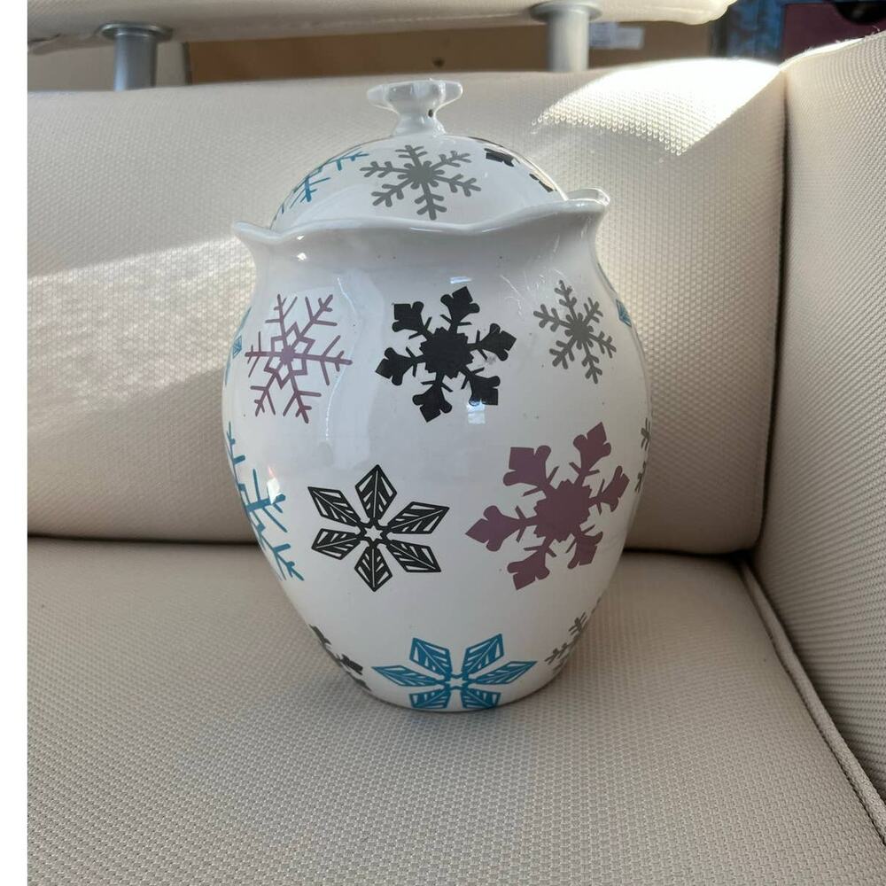 TEMP-TATIONS BY TARA WHITE CHIRSTMAS COOKIE JAR  EUC
